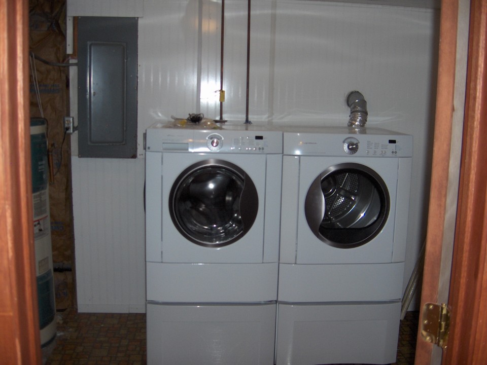laundry area front loading appliances included