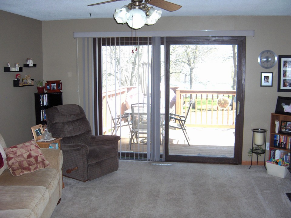 living room access to the deck