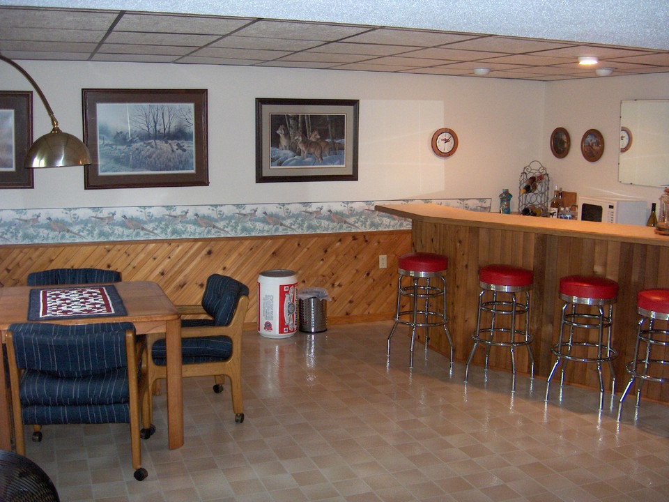 wet bar and game room