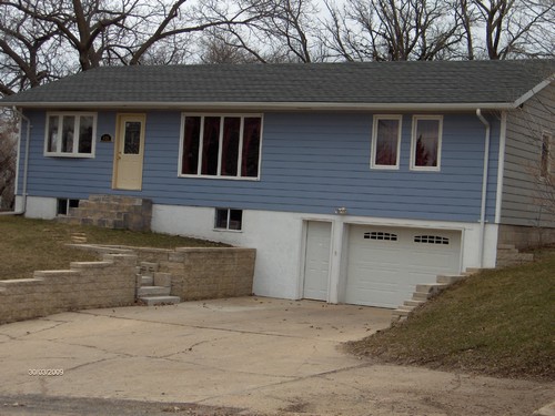 front of house notice the new siding and shingles
