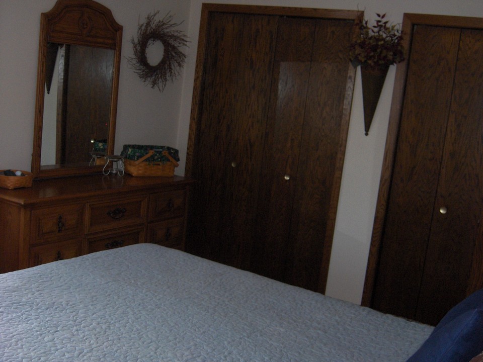 master bedroom 2 big closets.