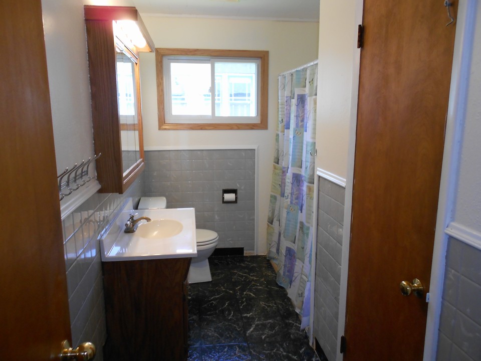 main floor bathroom