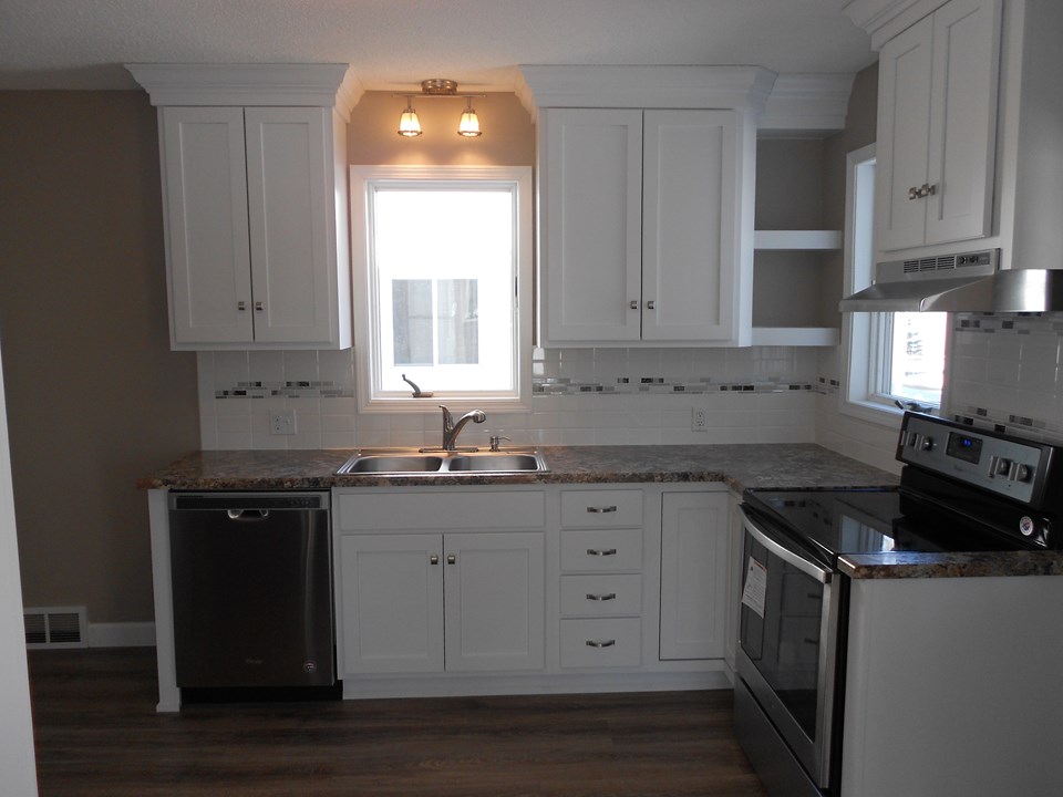 kitchen 100% brand new