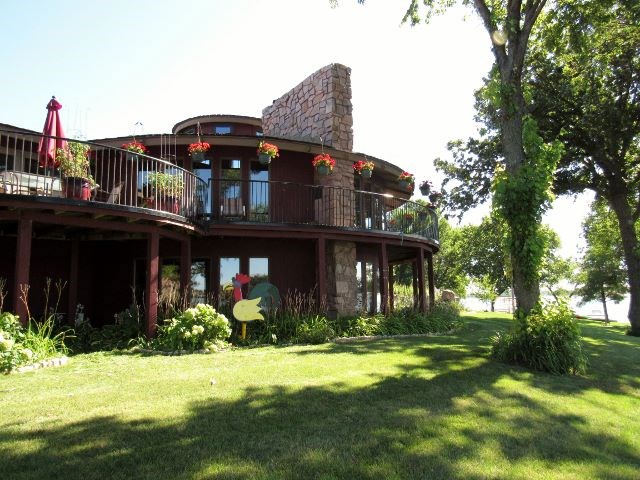 unique structure with lots of character