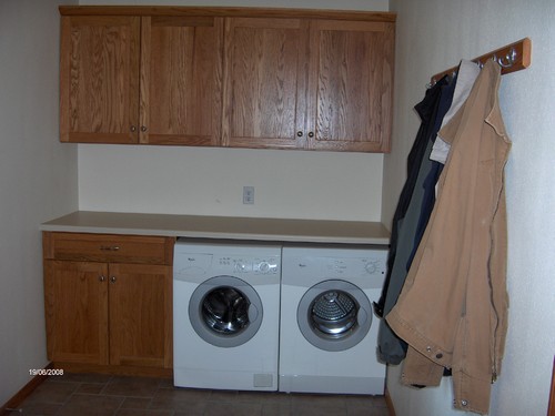 main floor laundry appliances can stay.  additional laundry in basement.