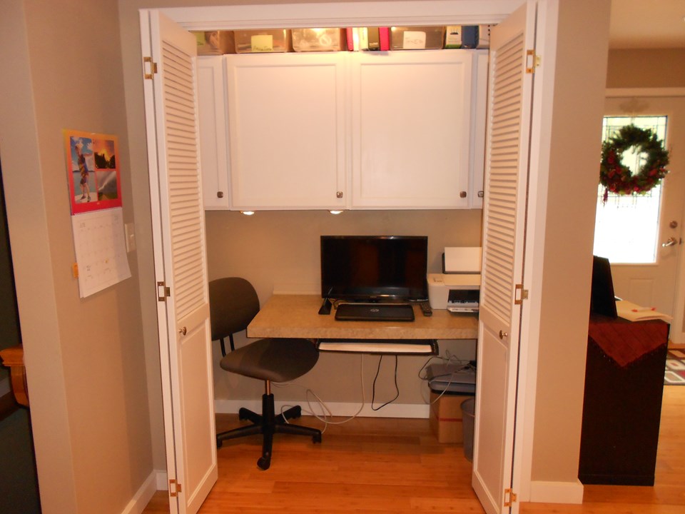 built in office area