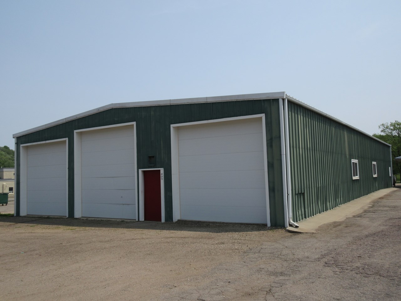 fourth st side 3 overhead doors, all 12' wide