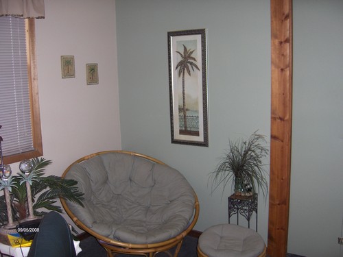 second reception area for salon, massage, and nails.