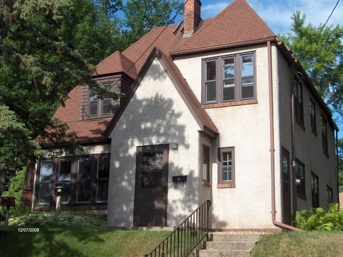 front entry from the street