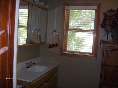 full bath upstairs