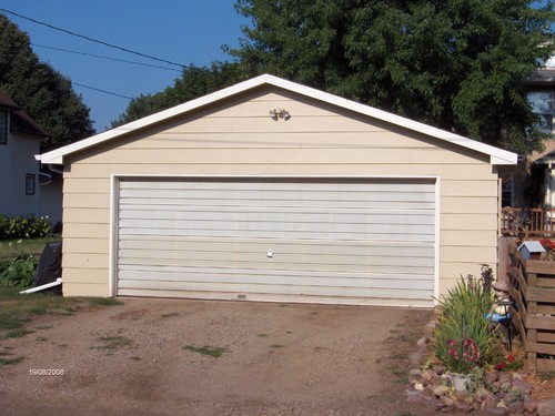 nice big double garage.