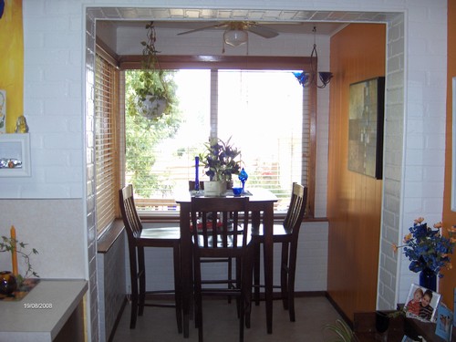 breakfast nook off of kitchen