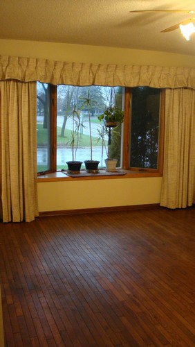 living room beautiful original 3/4 inch hardwood floors.