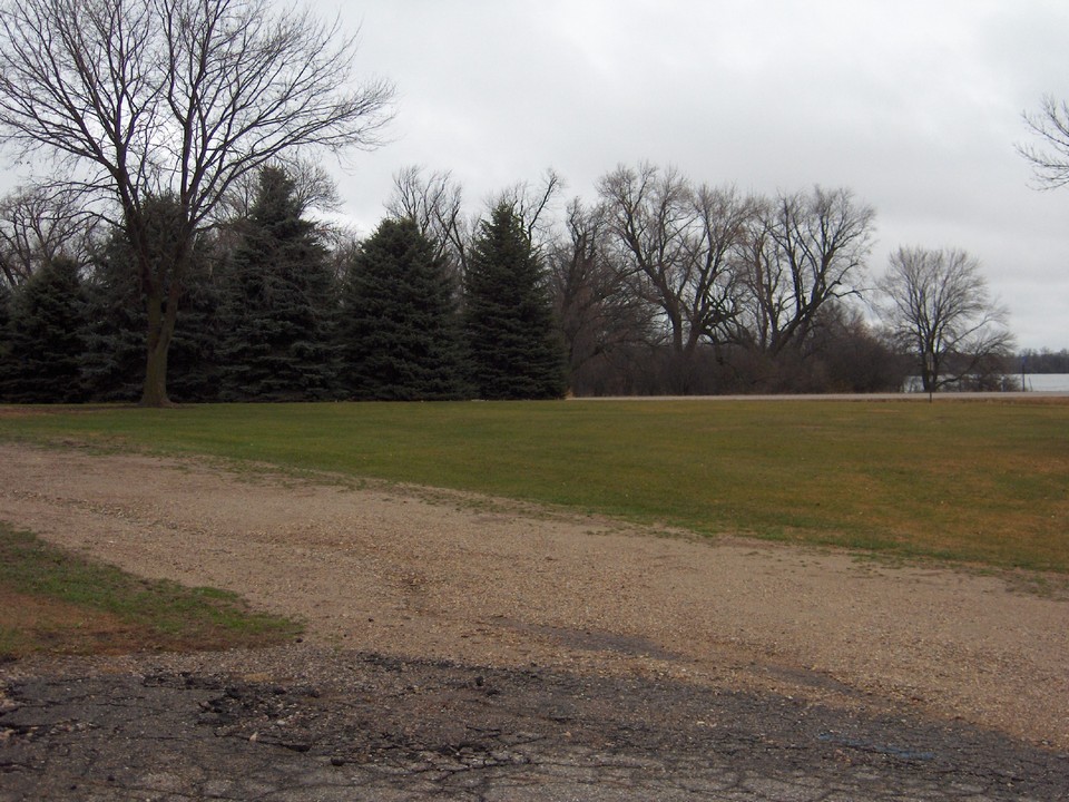 additional lot next door goes with