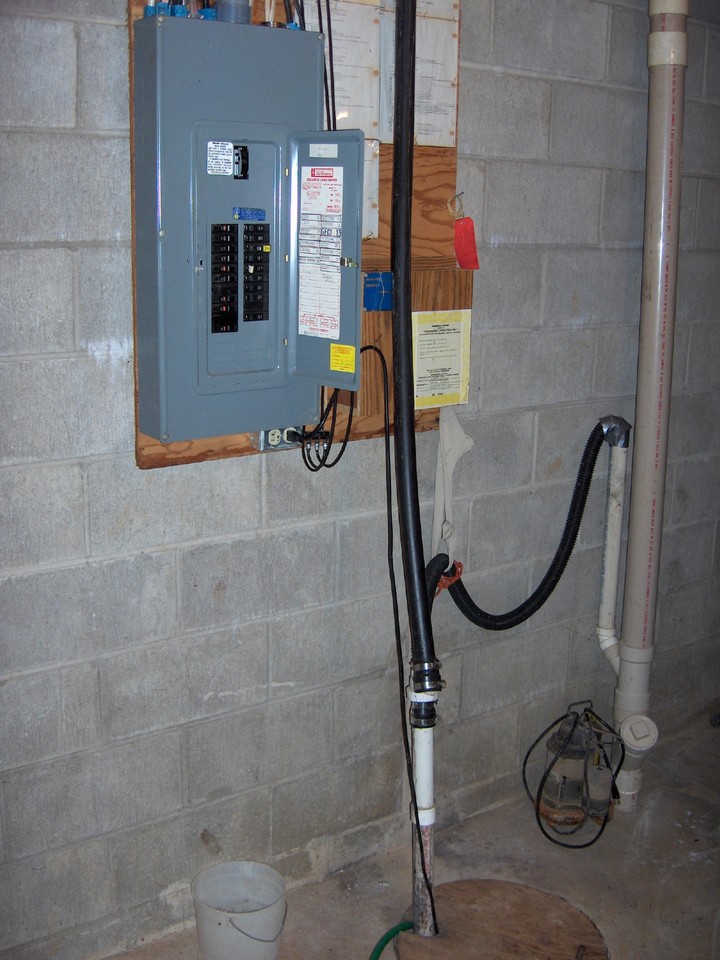 updated electrical and tiled to a sump pump