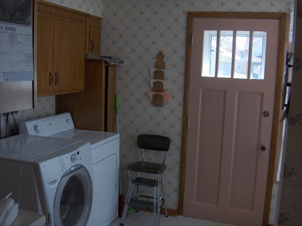 main floor laundry