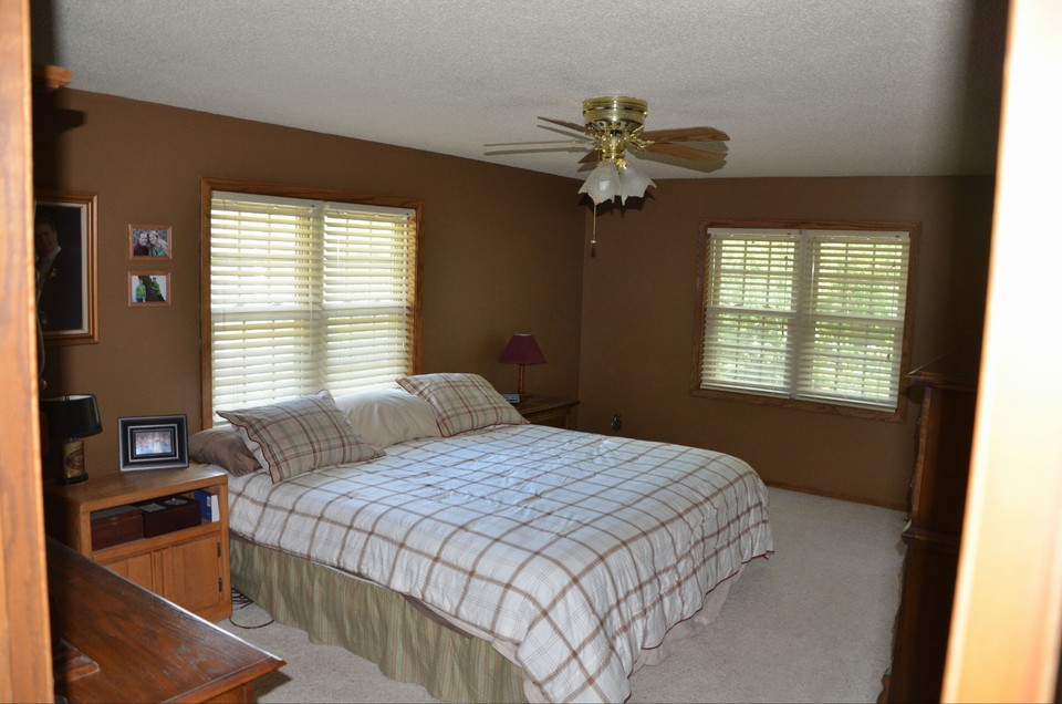 master bedroom private entrance to bathroom for privacy