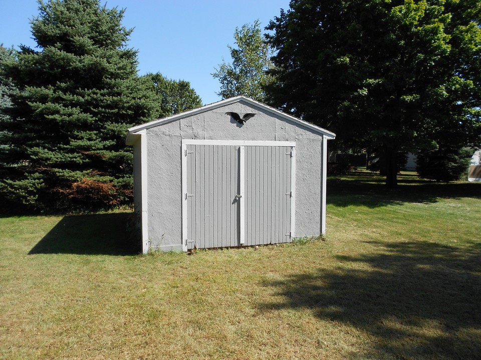1 of 2 sheds