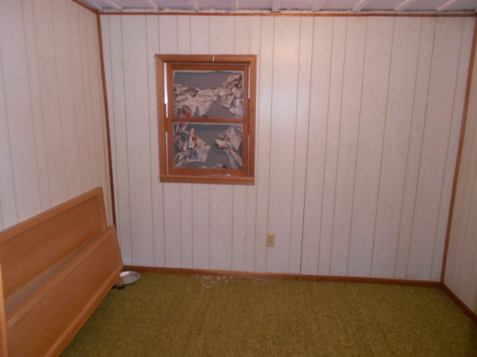 bedroom approx 10 x 10