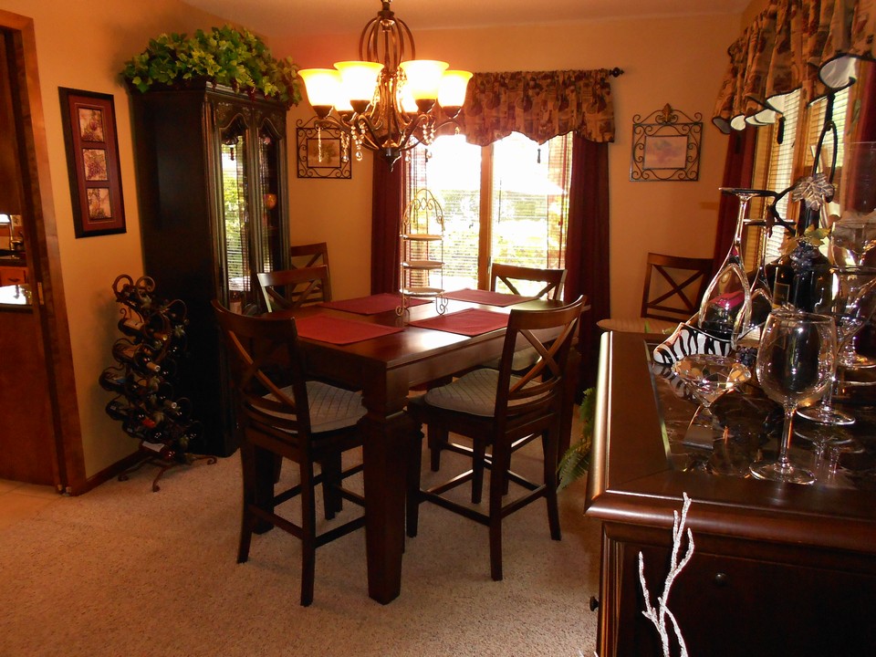 dining area  located right off of the kitchen and living room.