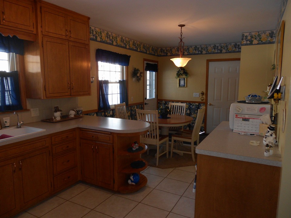 dining area from kitchen