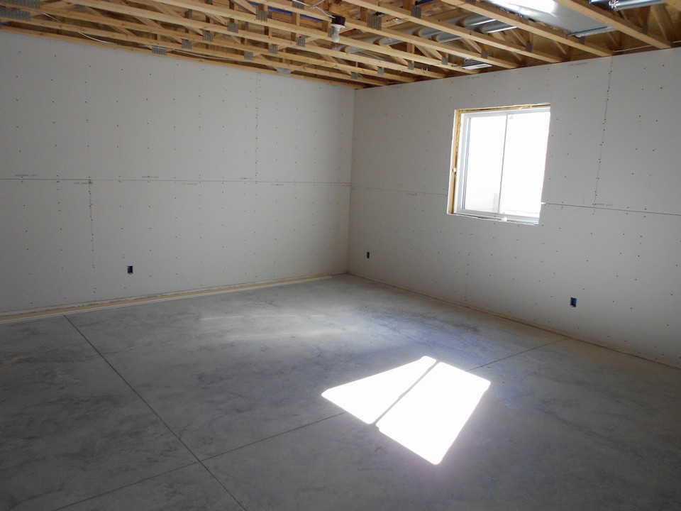 large bedroom #4