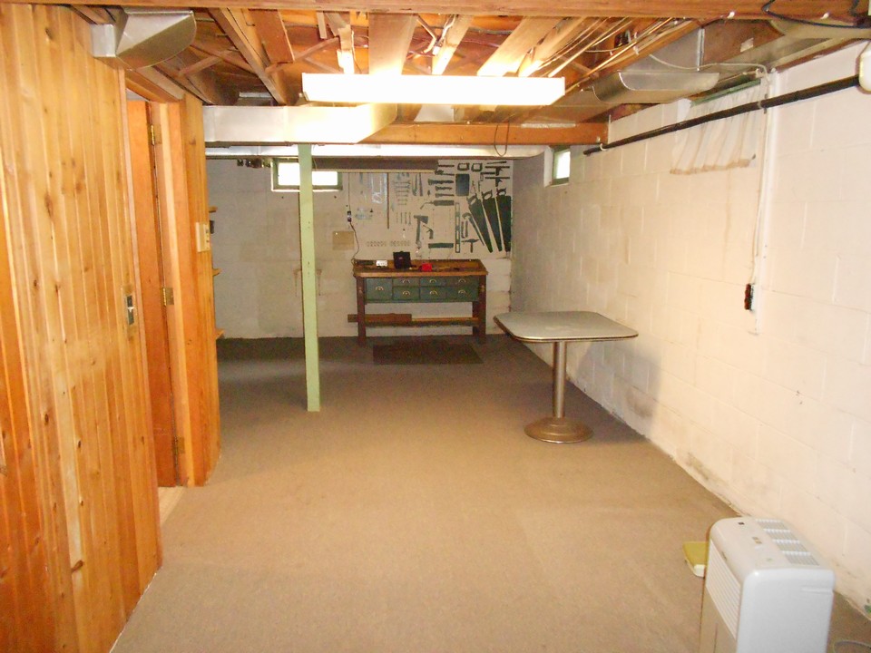 basement shop