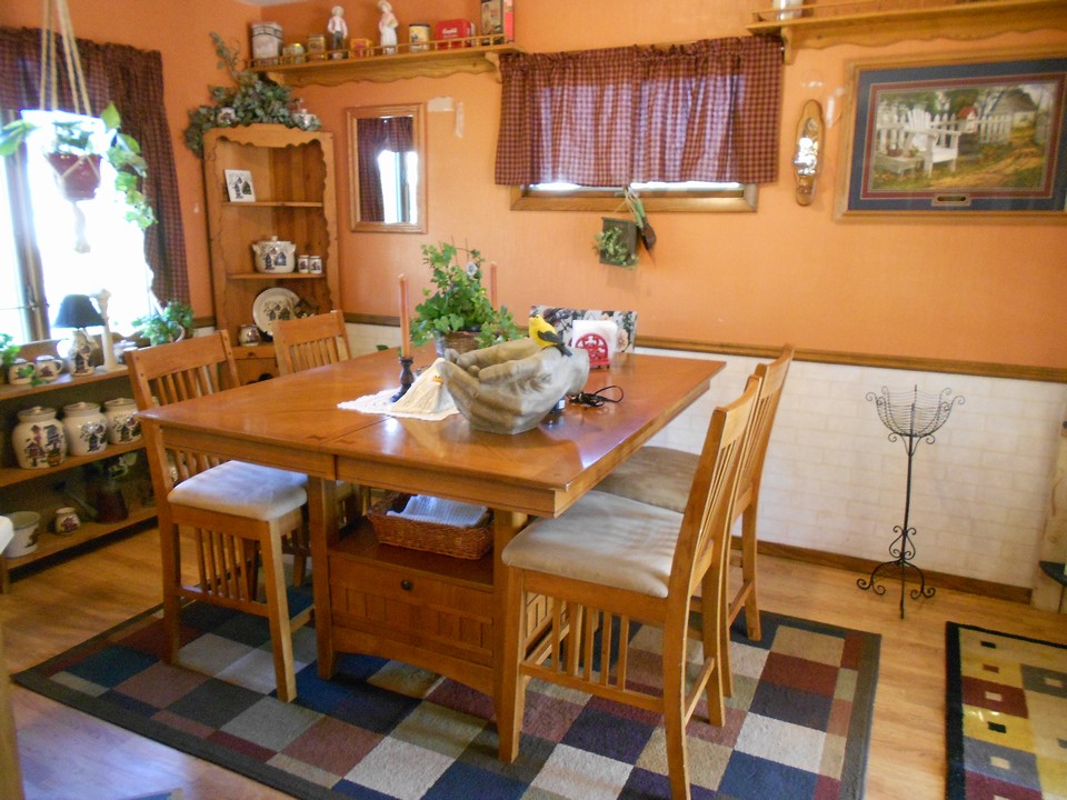 main floor dining room