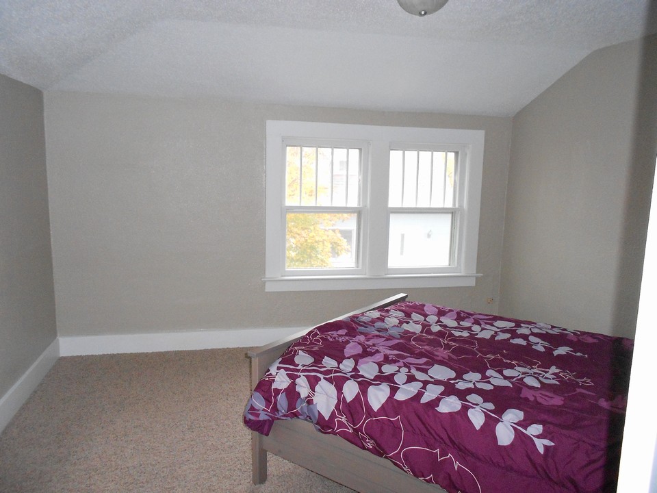 bedroom upstairs
