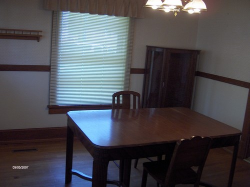 dining room with hardwood floors