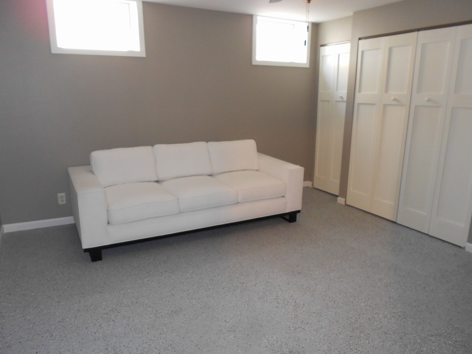 basement bedroom