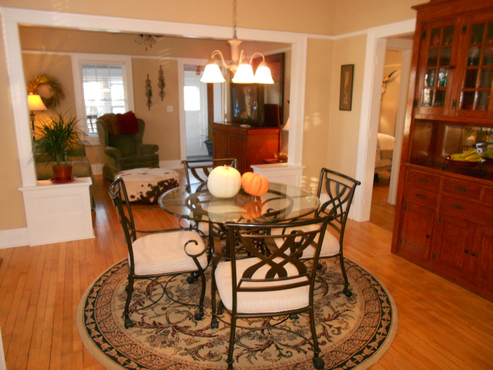 dining room open to living room, built in hutch