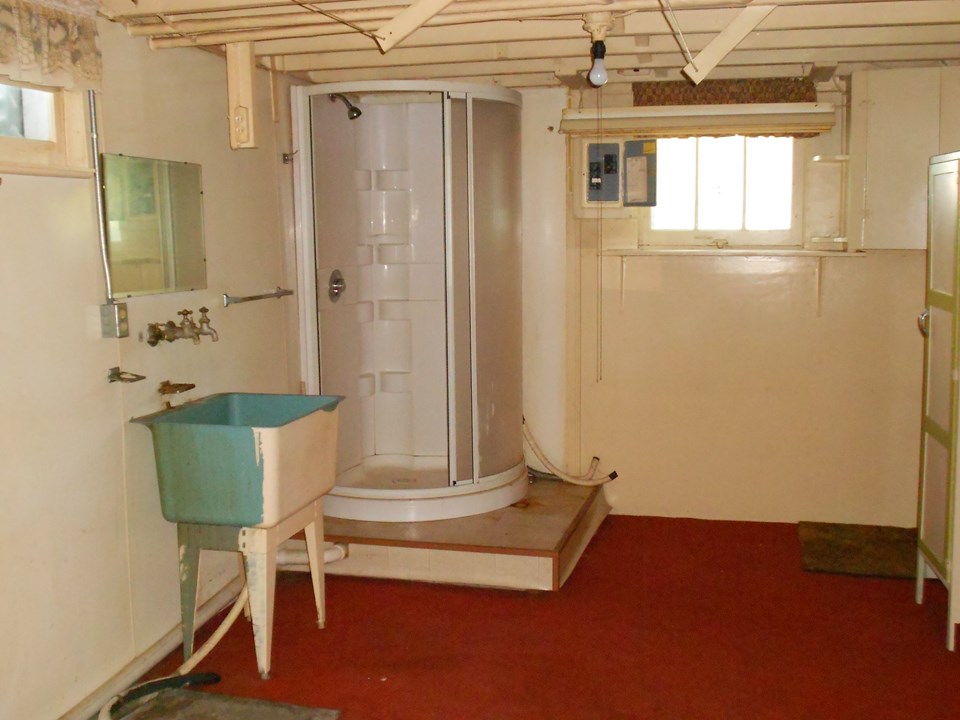 basement bathroom