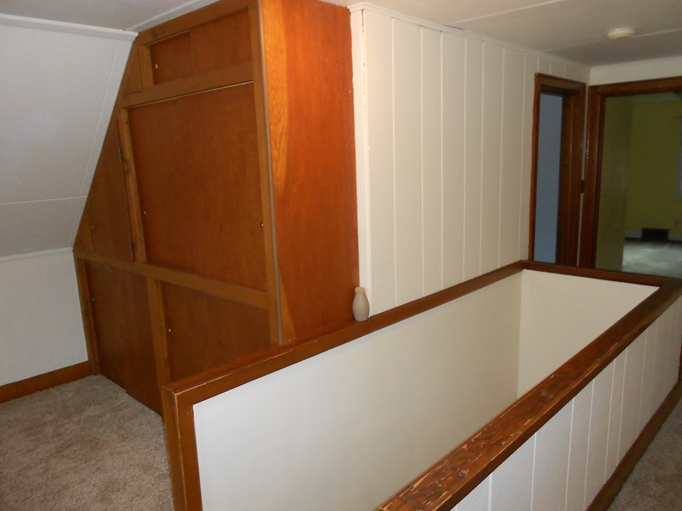 upstairs storage landing