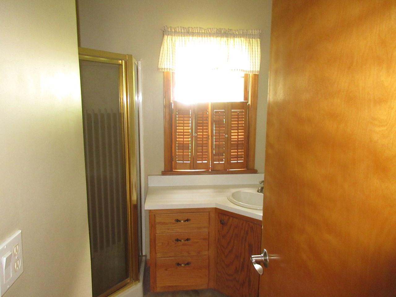 main floor bathroom