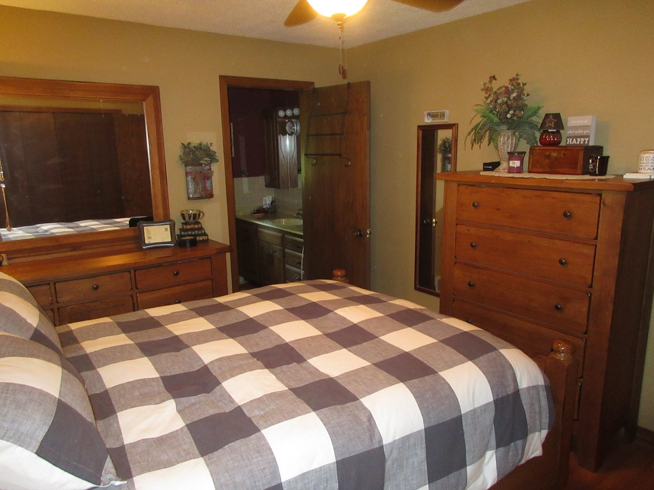 master bedroom has private full bathroom.