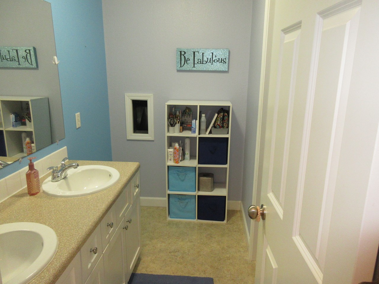 upstairs bathroom seperate room for tub, shower, and stool