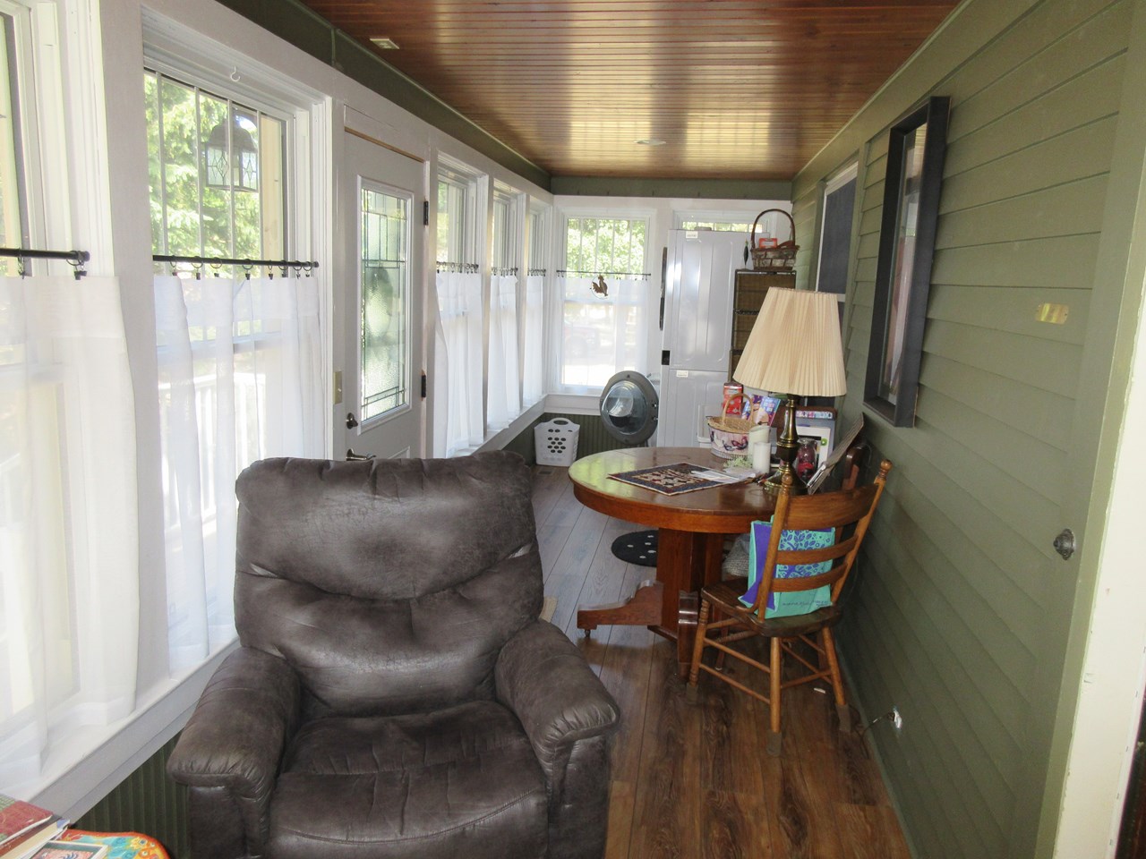 front 4 season porch