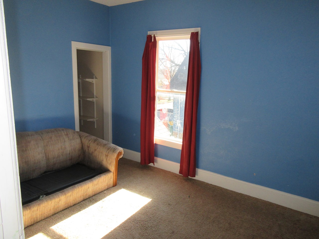 upstairs bedroom 1