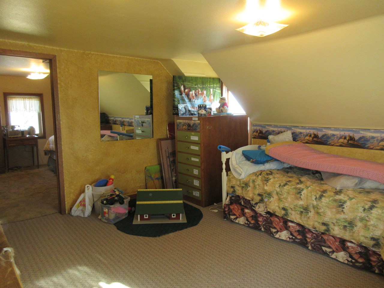 upstairs bedroom 1