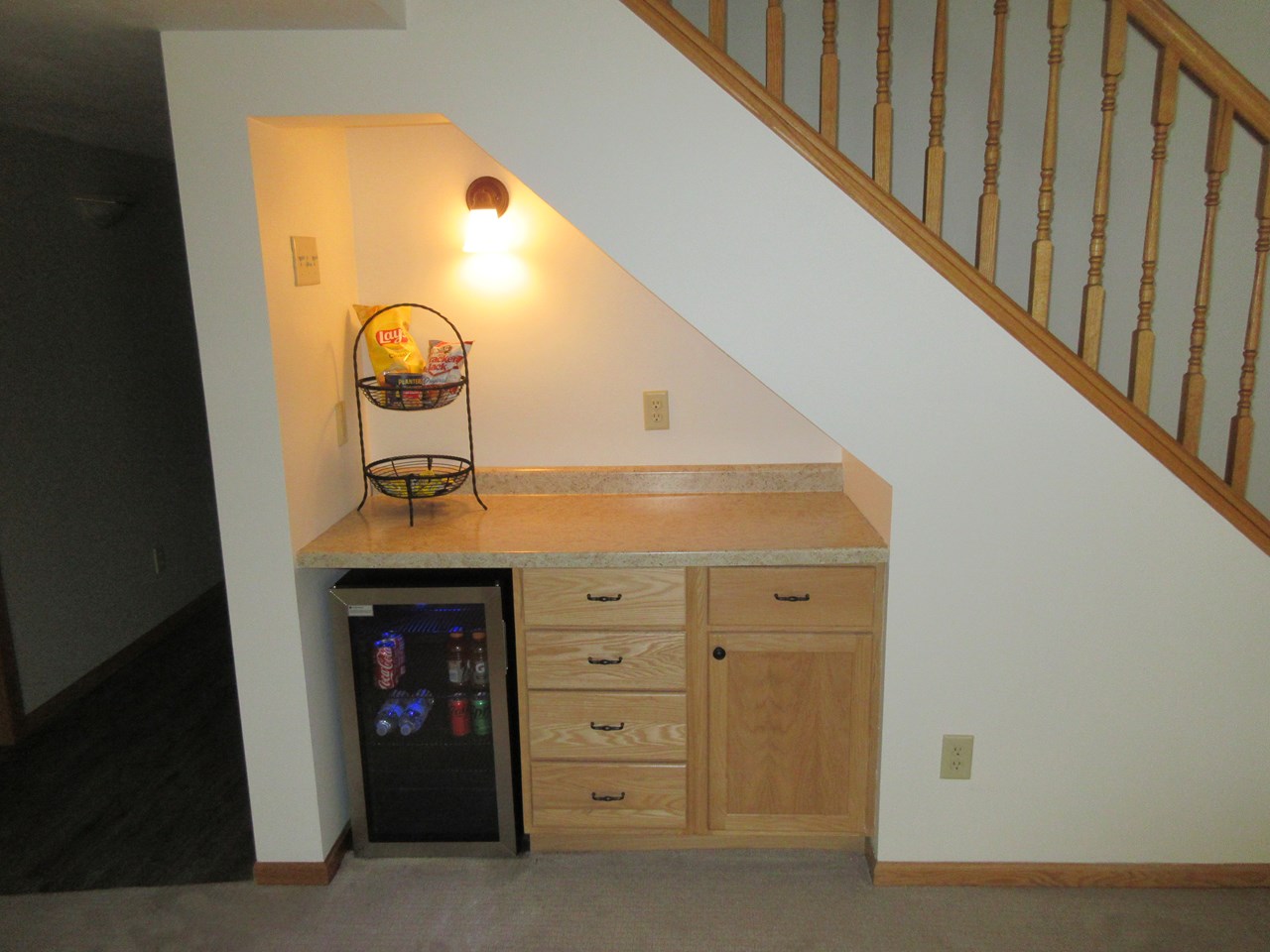 bar in pool table room