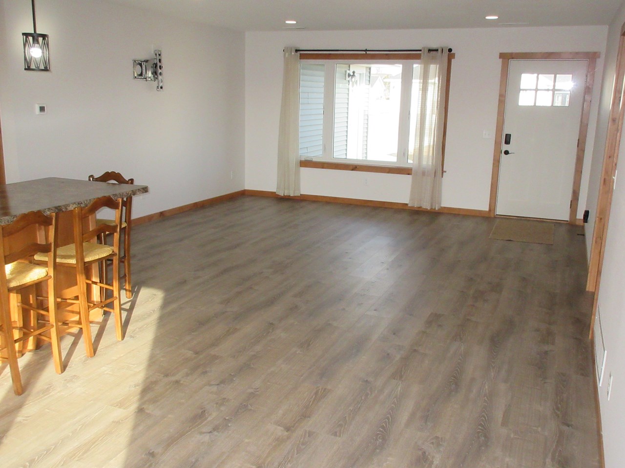 large living room lots of natural light.
