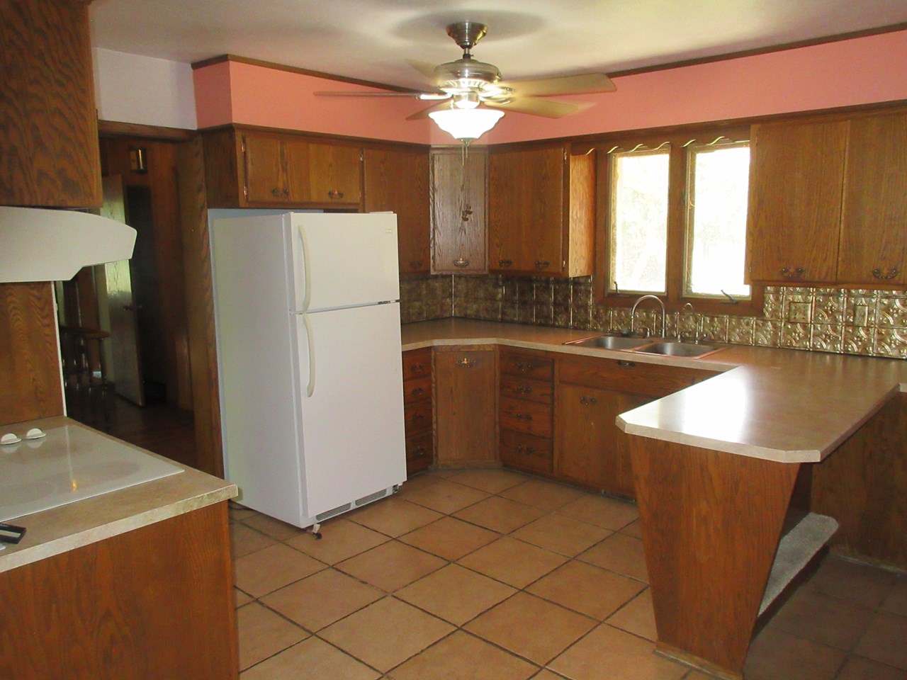 kitchen appliances will stay
