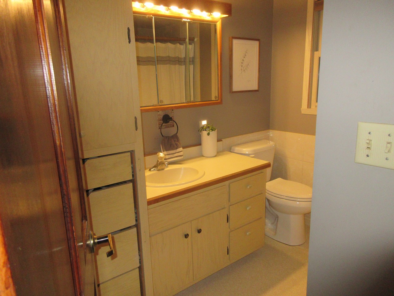 main floor bathroom
